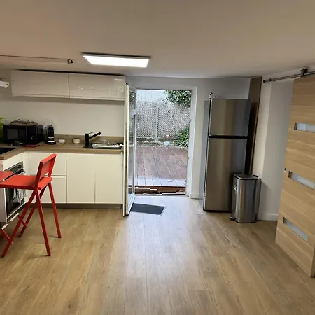 A Avec Jardin Et Terrasse بو