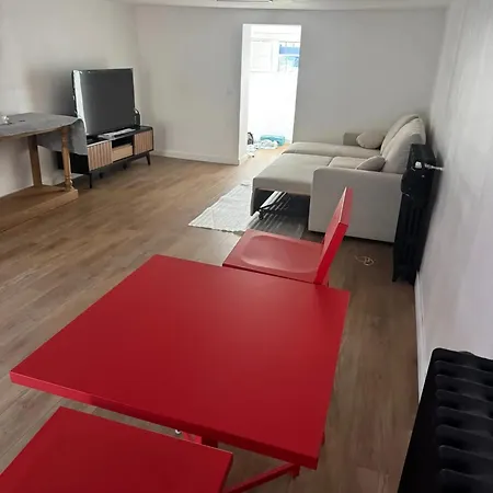 Apartment A Avec Jardin Et Terrasse