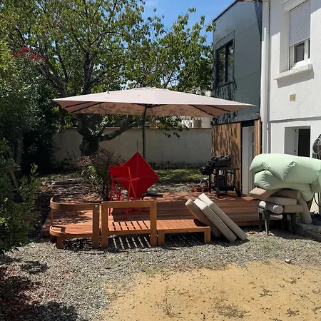 Apartment A Avec Jardin Et Terrasse
